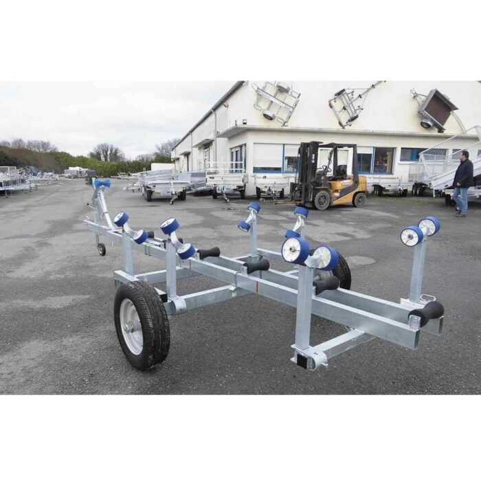 Chariot-de-mise-a-leau-1-essieu-2-compressed.jpg Chariot-de-mise-a-leau-1-essieu-2-compressed.jpg