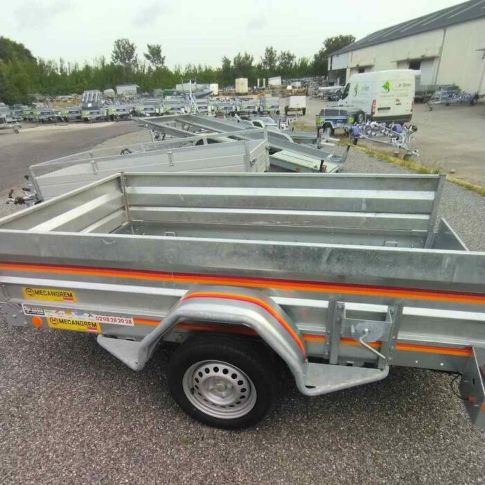 Remorque-plateau-MECANOREM-RPMS-455-F-5-compressed.jpg Remorque-plateau-MECANOREM-RPMS-455-F-5-compressed.jpg