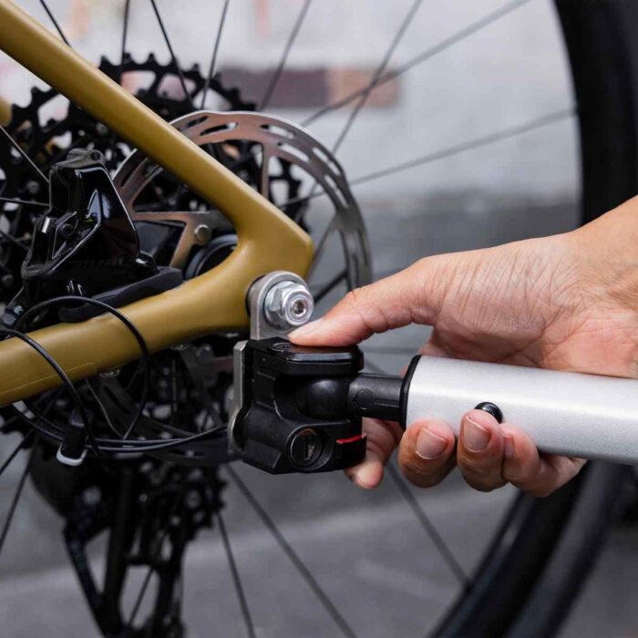 thule-chariot-cross-2-single-bike-trailer-1-kid-dark-slate-2-1849463-compressed-1.jpg thule-chariot-cross-2-single-bike-trailer-1-kid-dark-slate-2-1849463-compressed-1.jpg